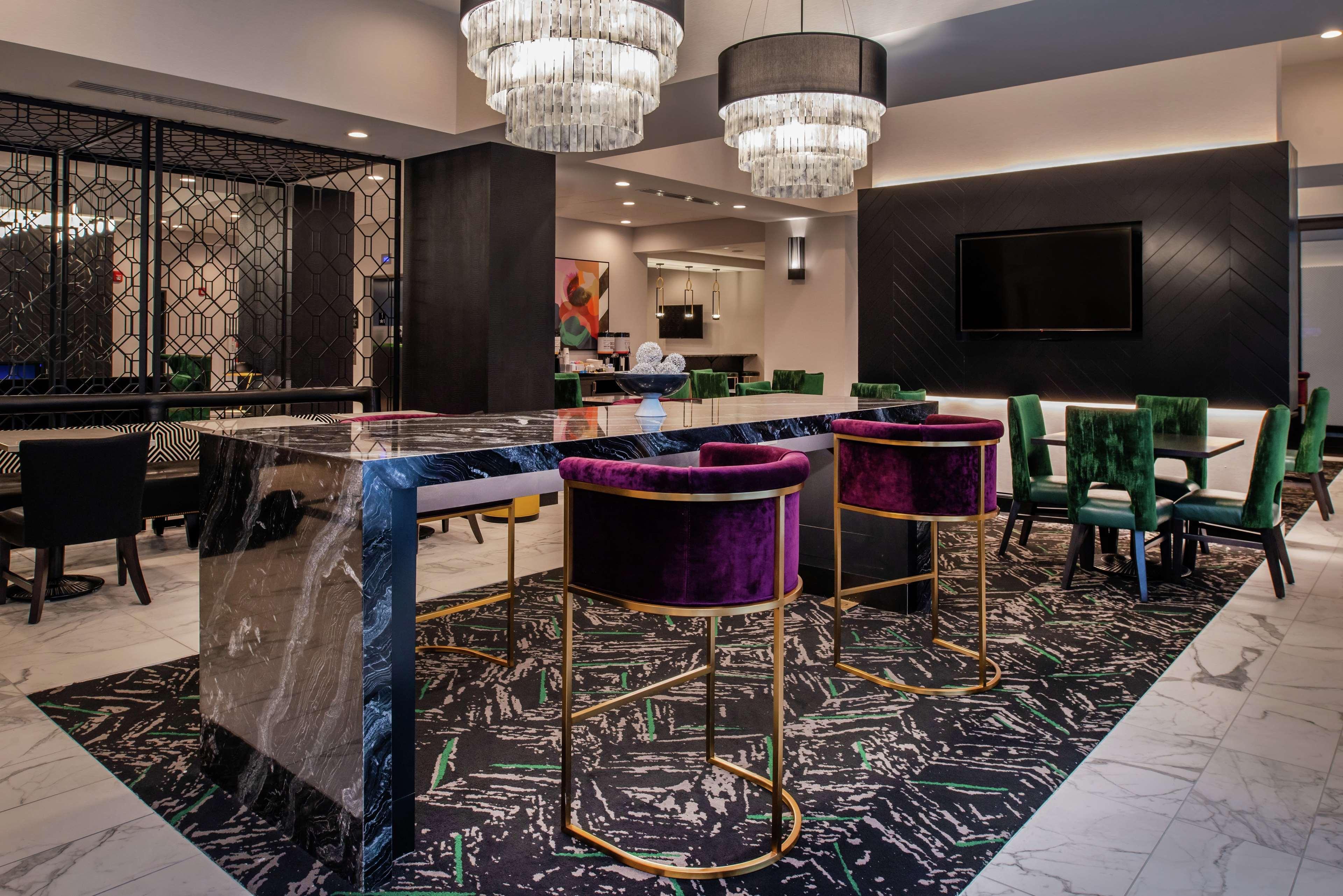 Hampton Inn & Suites Winston-Salem Downtown Esterno foto