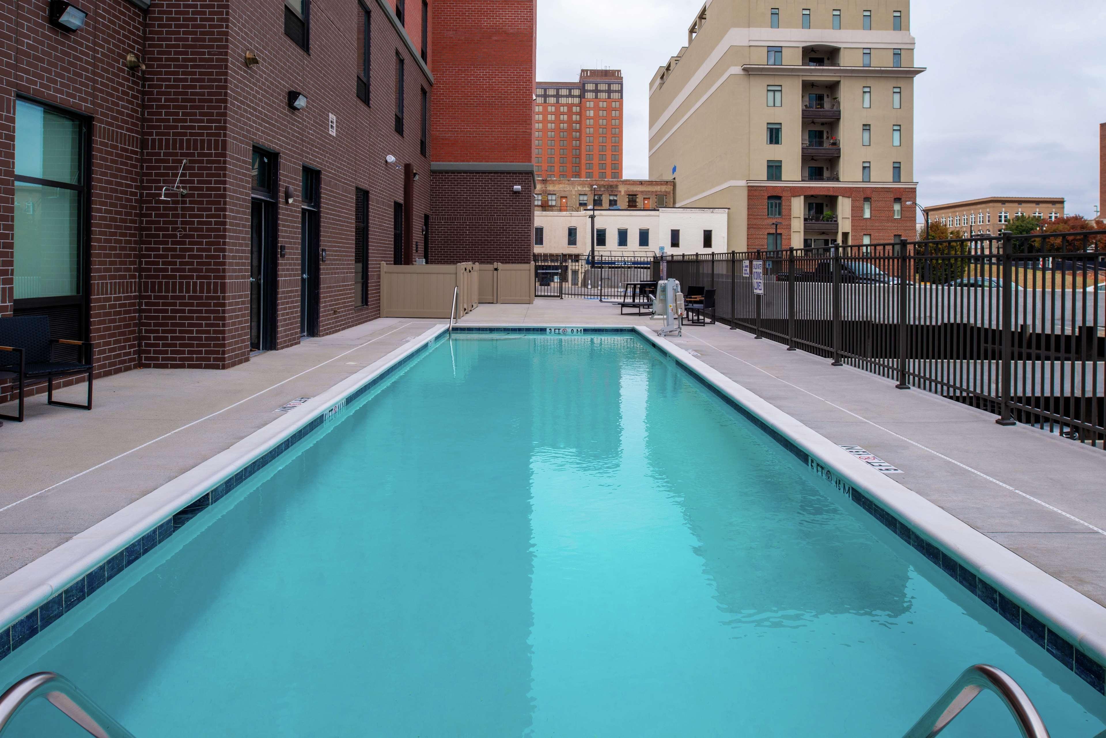 Hampton Inn & Suites Winston-Salem Downtown Esterno foto