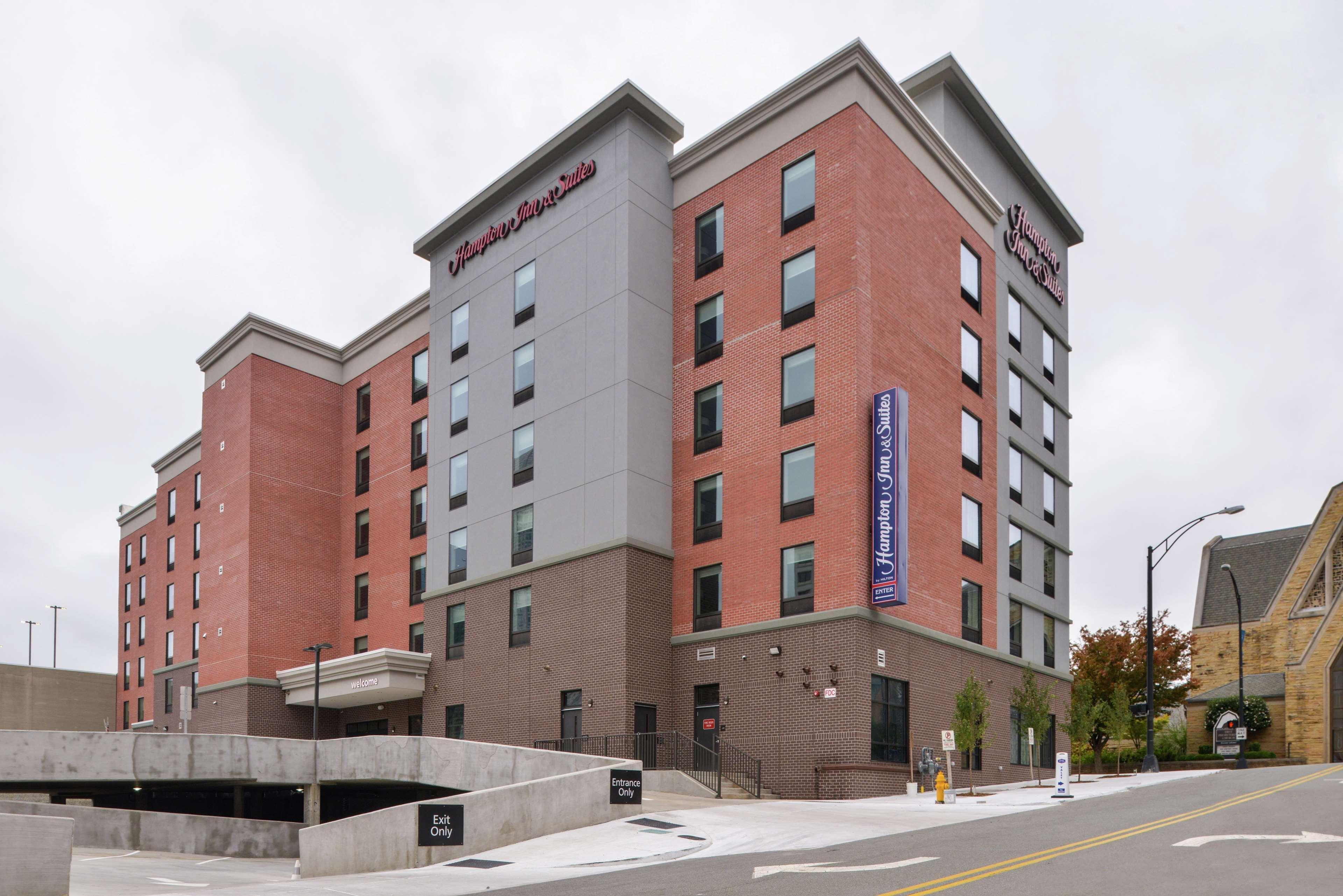 Hampton Inn & Suites Winston-Salem Downtown Esterno foto