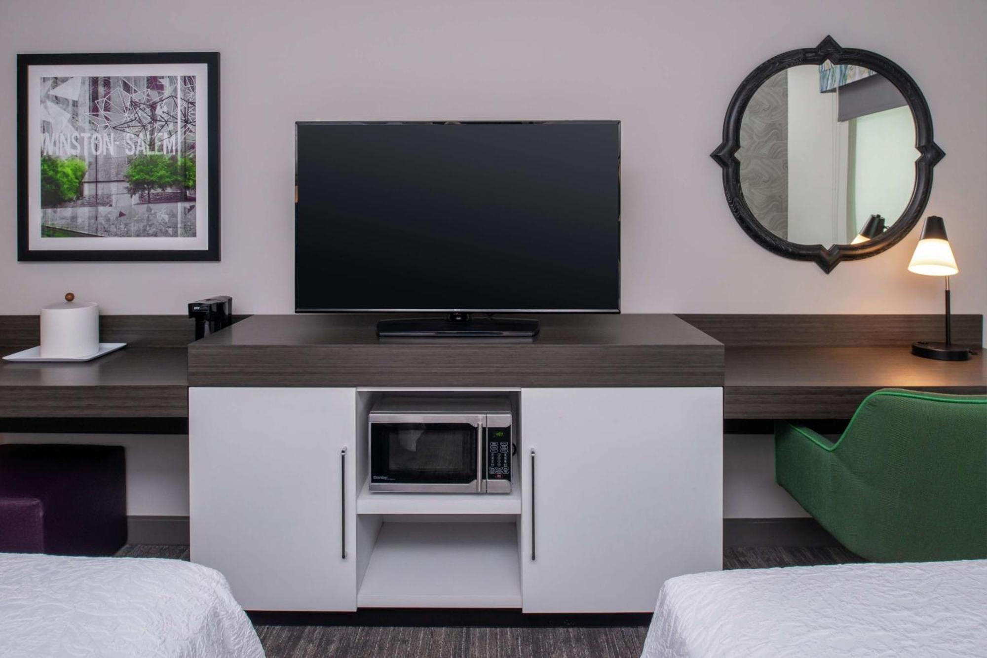 Hampton Inn & Suites Winston-Salem Downtown Esterno foto