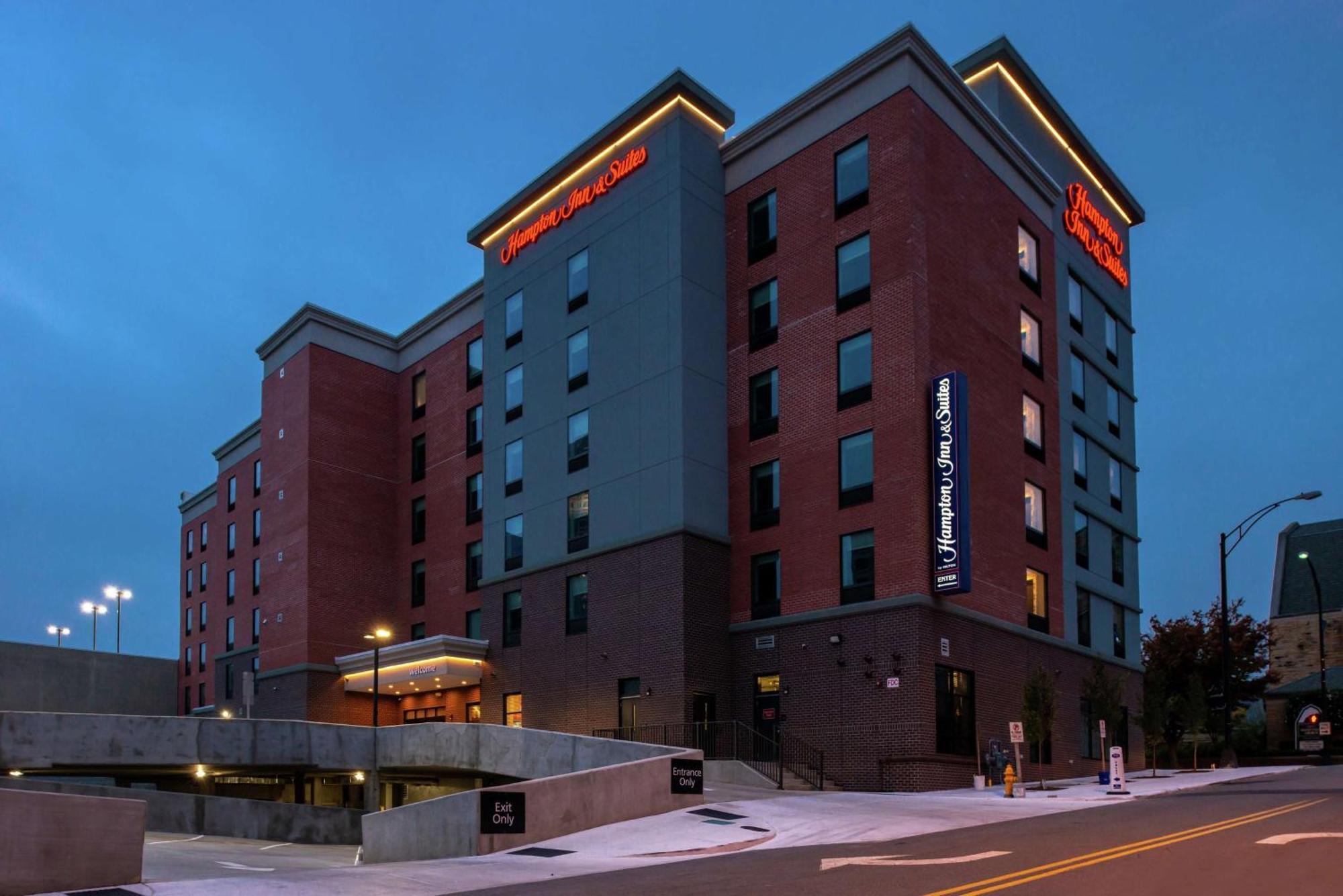 Hampton Inn & Suites Winston-Salem Downtown Esterno foto
